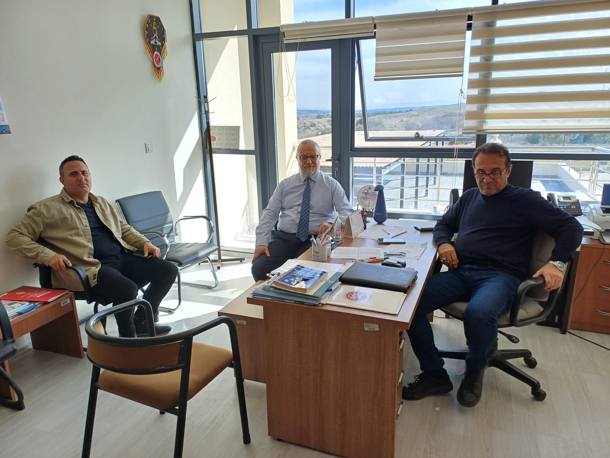 İşletme Yönetimi Programı 14 Mart 2025 Tarihli Staj Komisyonu Toplantısını Gerçekleştirildi
